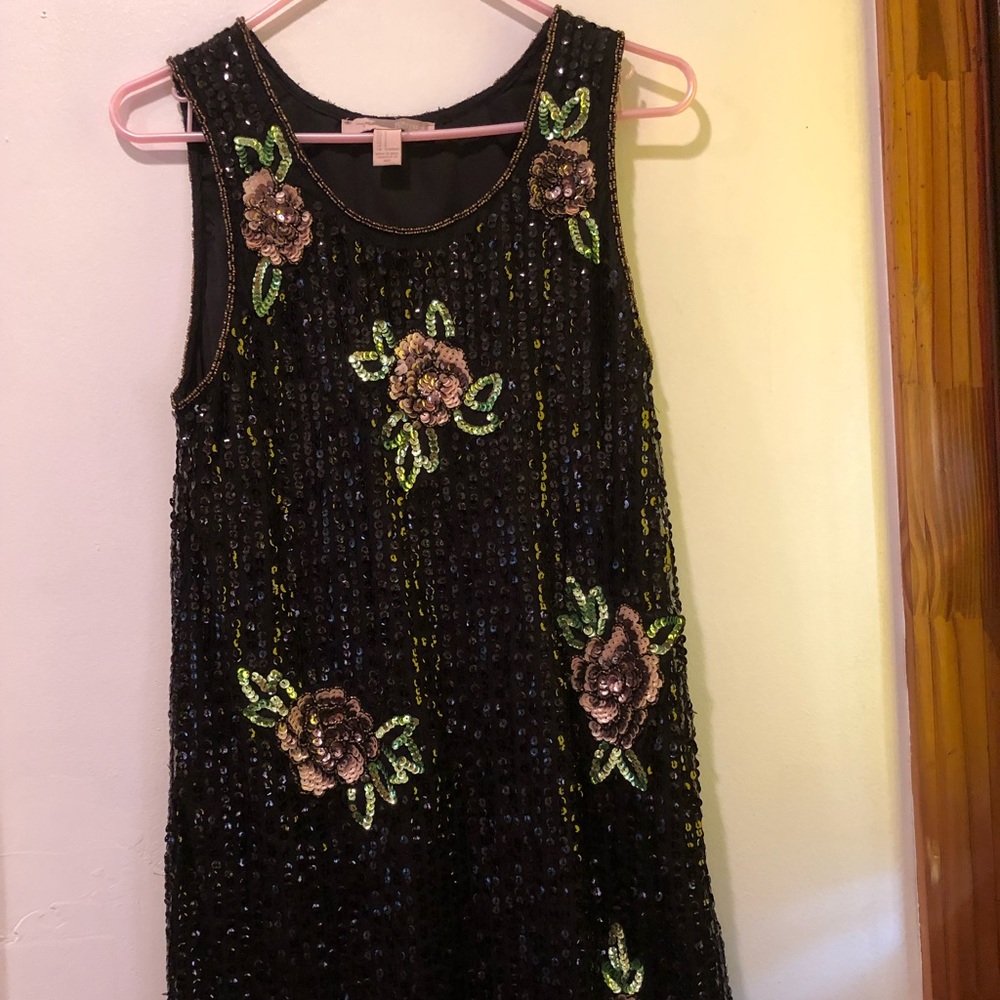 Forever 21 Rose Sequins Dress